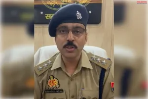 वायरल वीडियो में दो आरक्षियों और ई-रिक्शा चालक के बीच विवाद