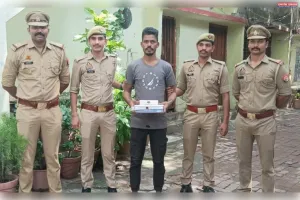 घर से चोरी किए गए जेवर व दो लाख रुपये बरामद