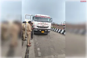 कानपुर में हाईवे पर ट्रैफिक पुलिस का बड़ा अभियान, 182 वाहनों के चालान