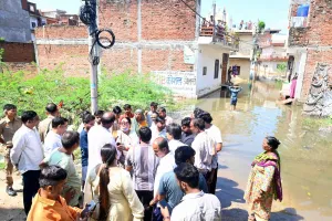 पांडु नदी उफान पर, जरौली की नई बस्ती में जलभराव; महापौर ने मौके पर पहुंचकर दिए जल निकासी के निर्देश