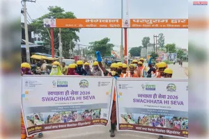 स्वच्छता ही सेवा अभियान के तहत परशुराम तिराहे की विशेष सफाई, जागरूकता रैली निकली