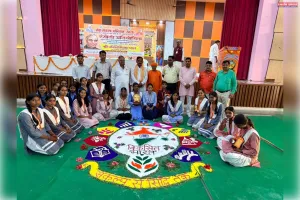 रंगोली में उभरी देशभक्ति और विकसित भारत की तस्वीर