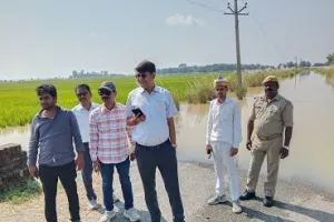 उपजिलाधिकारी ने  बाढ़ प्रभावित क्षेत्रों का किया दौरा, बाढ़ से क्षतिग्रस्त फसलों की जानकारी के लिए दिए निर्देश