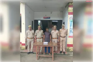 थाना भाले सुल्तान शहीद स्मारक पुलिस द्वारा चोरी की 2 मंगलसूत व 1 जोड़ी पायल  के साथ 01 अभियुक्त गिरफ्तार