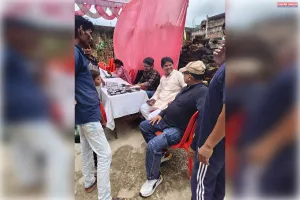 निशुल्क नेत्र जांच शिविर में 250 लोगों ने कराया परीक्षण