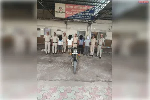 मदनपुर खादर में फायरिंग का मामला सुलझा, चार आरोपी गिरफ्तार