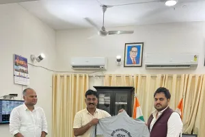 सफाई कर्मियों को मिली नई पहचान, अब कहलाएंगे स्वच्छता मित्र
