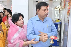 इफको के मंदिर में  छठ पर गूंजे कृष्ण  भक्ति के स्वर