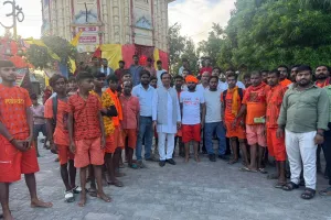 शिव भोले नाथ मंदिर की हुईं रजिस्ट्री, दर्जनों ग्रामीणों ने किया शिकायत, कार्यवाही की मांग 