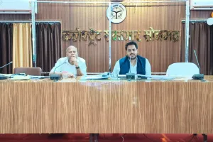 राजस्व वसूली से लेकर विकास योजनाओं तक तेज हो प्रगति, धरातल पर दिखे परिणाम-जिलाधिकारी