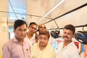 इंजीनियर्स दिवस पर डिप्लोमा इंजीनियर्स महासंघ के वैनर तले इंजीनियरों ने किया रक्तदान एवं वृक्षारोपण