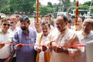विकास प्रदर्शनी में योजनाओं और उपलब्धियों की दी जानकारी