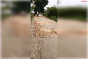दलापट्टी-कमासिन बदहाल मार्ग पर शुरू हुआ मरम्मत कार्य