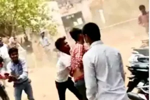गोरखपुर बाँसगांव के हरदी इंटर कॉलेज के बाहर छात्रों में चाकूबाजी, दो हाईस्कूल छात्र घायल