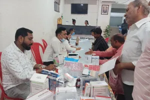 एस.आर.डी. हॉस्पिटल में लगा निःशुल्क स्वास्थ्य सेवा शिविर