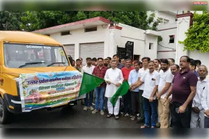 विश्व पर्यटन दिवस पर नीब करोरी धाम पहुंचे गुरुकुल के विद्यार्थी, डीएम ने किया संवाद