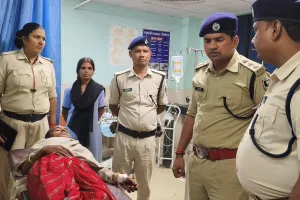घर में घुसकर महिला को मारी गोली, गंभीर रूप से घायल