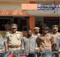चोरी के अभियोग में 04 अभियुक्त थाना दारागंज पुलिस व सर्विलांस सेल नगर टीम द्वारा गिरफ्तार