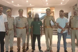 25 हजार रुपये के इनामिया अभियुक्त को एसओजी व  रॉबर्ट्सगंज पुलिस ने किया गिरफ्तार