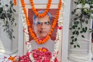मोहन सिंह की पुण्यतिथि पर श्रद्धांजलि, लोहियावादी विचारों को किया याद 