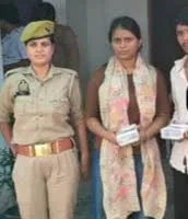 चोरी के अभियोग से संबंधित 01 अभियुक्त व 01 अभियुक्ता  एयरपोर्ट पुलिस ने किया गिरफ्तार
