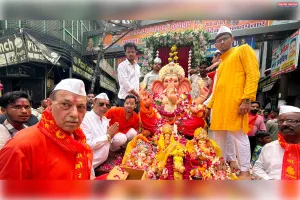 गणेश चतुर्थी पर धूमधाम से निकाली गयी भव्य शोभायात्रा