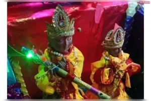 सजेती थाना क्षेत्र में 100 साल पुरानी राधा क्रष्ण की मूर्ति चोरी