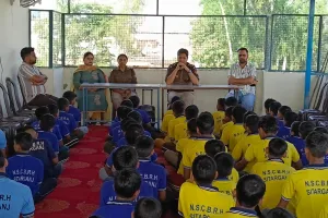 सुरक्षित बचपन अभियान के तहत स्कूली बच्चों को किया जागरूक