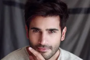 स्कॉटलैंड में करण टैकर ने शुरू की नए प्रोजेक्ट की शूटिंग, बदले लुक ने बढ़ाई फैंस की उत्सुकता