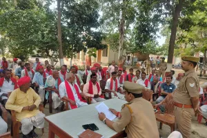 नवरात्रि-दशहरा को लेकर ग्राम प्रहरियों की बैठक