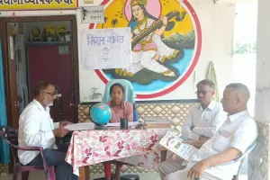 एक दिन की प्रधानाध्यापक बनी शिवानी ने परखी व्यवस्था