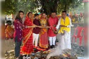 महानवमी पर मां सिंहेश्वरी देवी के दरबार में सपरिवार पहुंचे नितेश पाण्डेय, लोककल्याण की कामना के साथ की पूजा-अर्चना