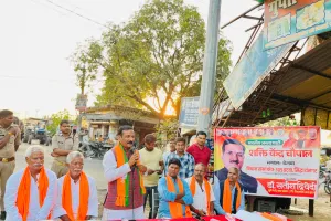 सरकार की प्राथमिकता समाज के प्रत्येक वर्ग तक विकास का लाभ पहुंचाना : पूर्व मंत्री डॉ. सतीश द्विवेदी