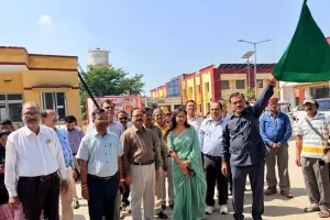 विशेष संचारी रोग नियंत्रण एवं दस्तक अभियान का शुभारंभ, जनजागरूकता रैली को दिखाई गई हरी झंडी