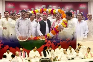 कटरा बाजार 297 विधानसभा में सियासी हलचल तेज, भवानी भीख शुक्ला के सपा में आने से बढ़ी चर्चाएं