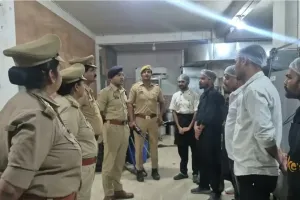 अचलगंज पिंक बूथ पर पुलिस का अनोखा संदेश, बच्चों ने स्टेज पर दिखाया बाल विवाह का दर्द, गदनखेड़ा के होटलों में हुई चेकिंग