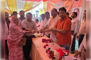 सेवा पखवाड़ा के तहत टूण्डला ब्लॉक में जनकल्याणकारी योजनाओं की जानकारी