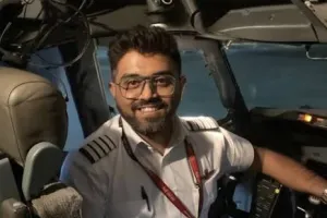 174 यात्रियों की जिंदगी बचाने वाले कैप्टन स्मित मछार की कहानी, आसमान में दिखाया साहस तो जमीन पर भी दिल जीतती है उनकी दरियादिली