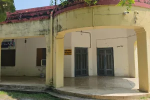 18 वर्षों से एक ही कार्यालय में जमे टेंडर बाबू विनोद चौधरी, भदोही ट्रांसफर के बाद फिर मिर्जापुर वापसी पर उठे सवाल