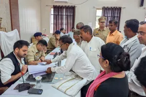 जनपद के सभी तहसीलों में संपूर्ण समाधान का आयोजन, दिये गुणवत्तापूर्ण निस्तारण के निर्देश