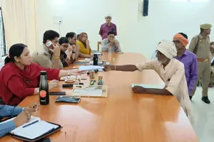 मेंसम्पूर्ण समाधान दिवस का आयोजन भानपुर तहसील सभागार में जिलाधिकारी श्रीमती कृत्तिका ज्योत्स्ना की अध्यक्षता में सम्पन्न हुआ