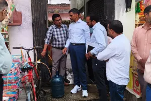 मंडलायुक्त ने सेंटर ऑफ एक्सीलेंस भवन और पेयजल आपूर्ति व्यवस्था का लिया जायजा
