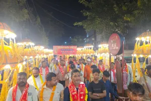 डीजे और आकर्षक चौकियों से सजी कर्णघोड़ा शोभायात्रा, उमड़ा जनसैलाब