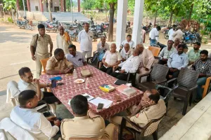 एडीएम ने समाधान दिवस पर सुनी लोगों की फरियाद