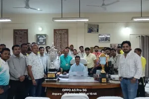 अनपरा परियोजना के खिलाड़ियों ने क्रिकेट एवं कुश्ती में रजत पदक जीतकर किया परियोजना का नाम रोशन