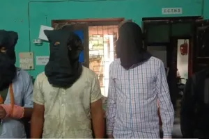 सोनबरसा और घोरहट मठिया लूटकांड का खुलासा, तीन लुटेरे गिरफ्तार