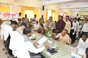 टूण्डला सम्पूर्ण समाधान दिवस में 154 शिकायतें प्राप्त, 15 का मौके पर निस्तारण