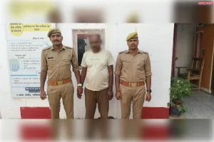 थाना नवाबगंज पुलिस टीम द्वारा 01 वांछित अभियुक्त गिरफ्तार