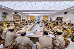 अपराध नियंत्रण और त्योहारों की सुरक्षा को लेकर एसपी सख्त, लंबित मामलों के त्वरित निस्तारण के निर्देश