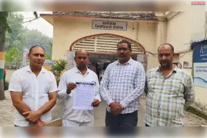 गौरा बरहज नगर पालिका में घमासान, सभासदों ने दिया 21 दिन का अल्टीमेटम